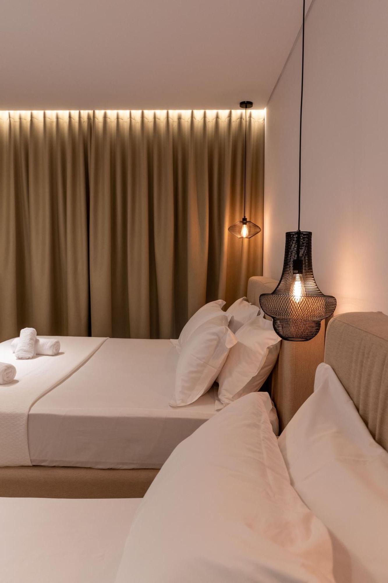 Litan Hotel Sarandë エクステリア 写真